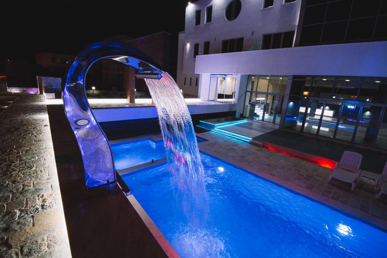 Crystal Apartments Ulcinj Extérieur photo