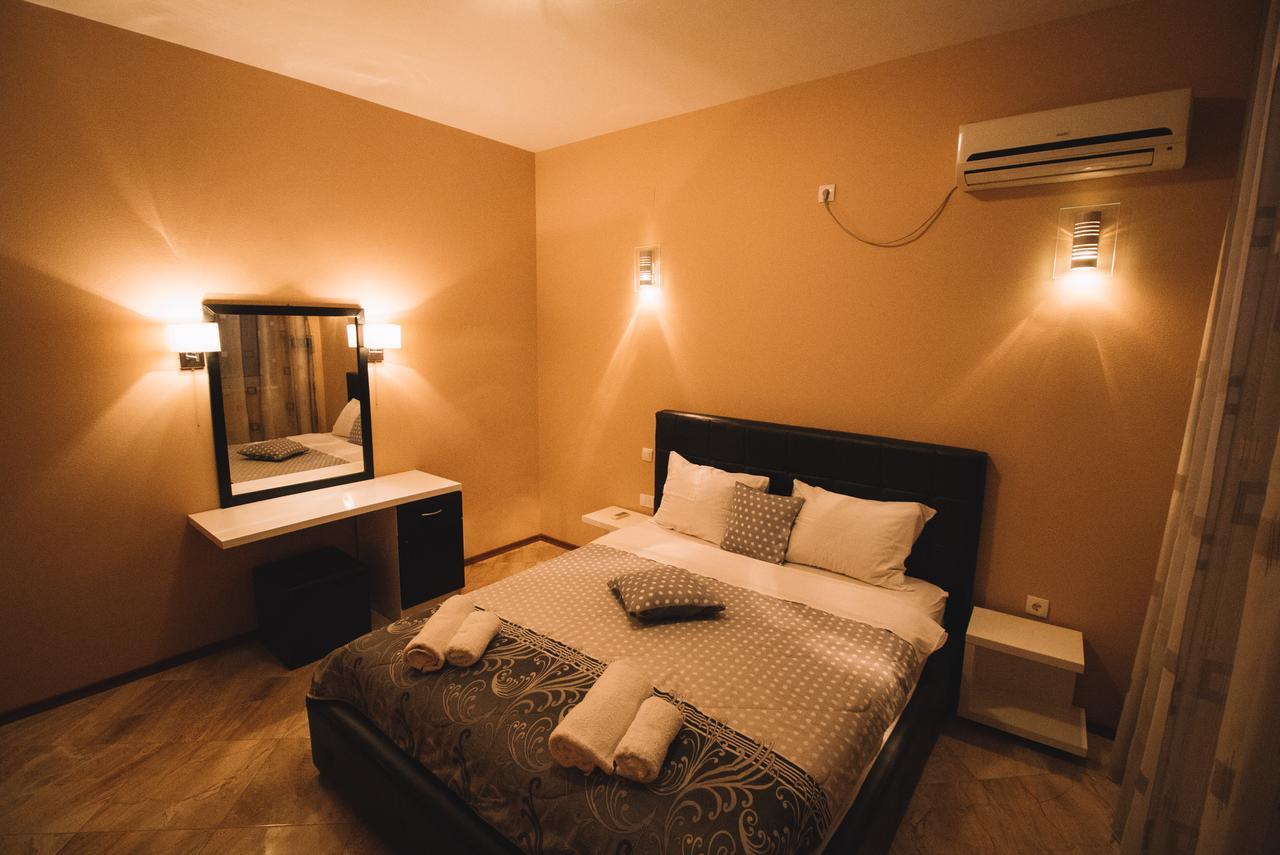 Crystal Apartments Ulcinj Extérieur photo