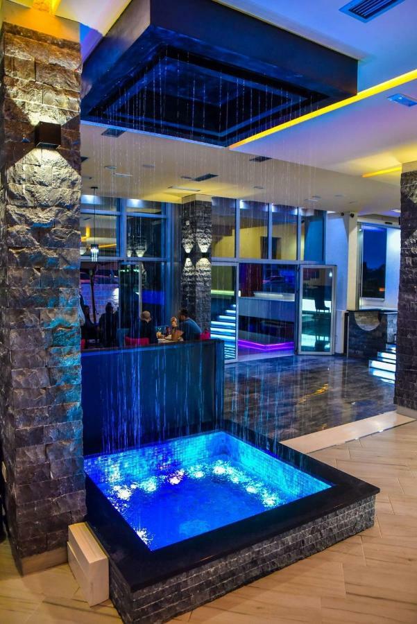 Crystal Apartments Ulcinj Extérieur photo